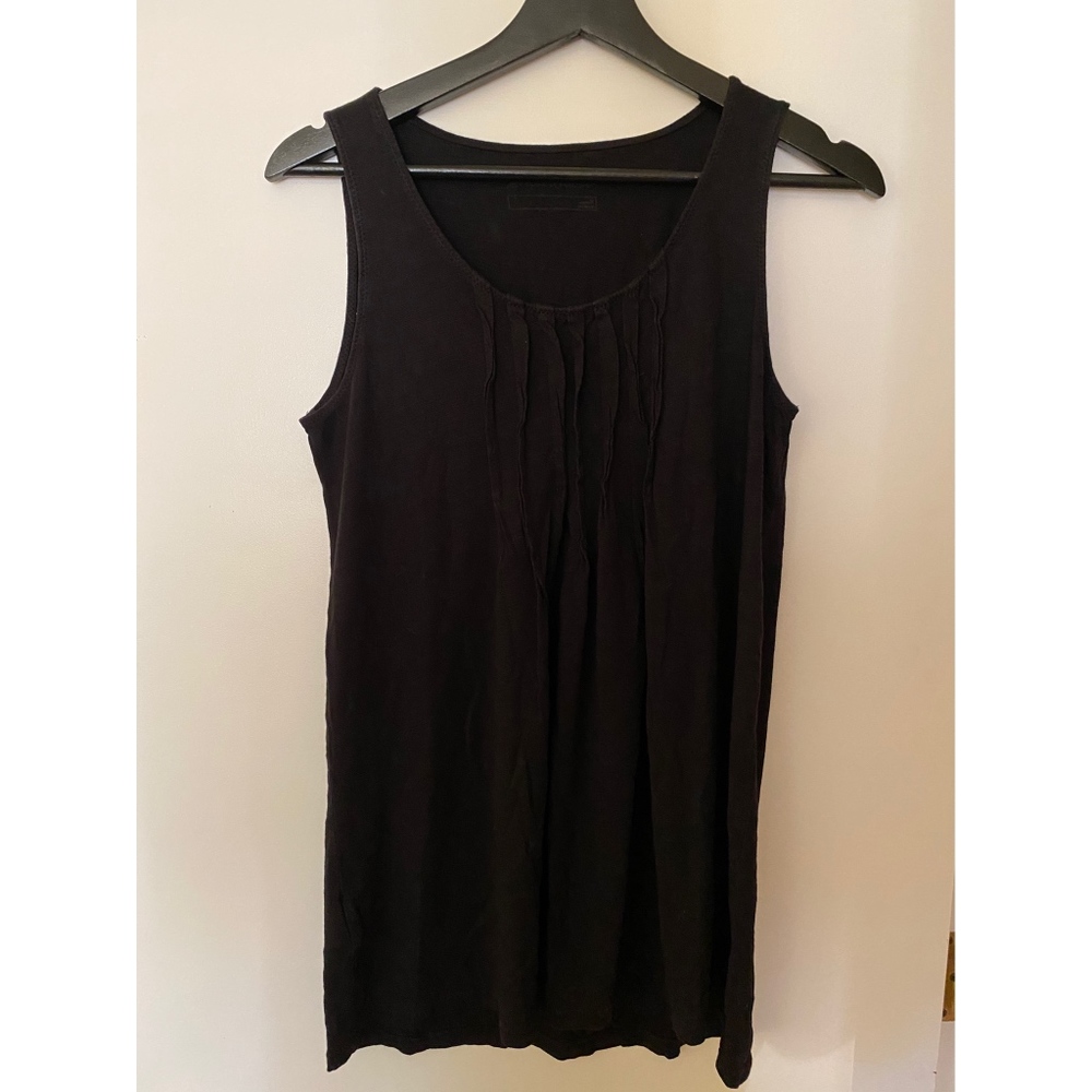 Women's Tank Top Size Medium!